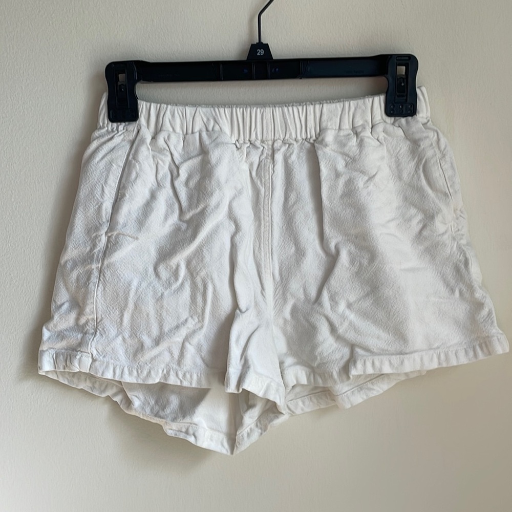 Linen Brandy Melville Shorts with Pockets